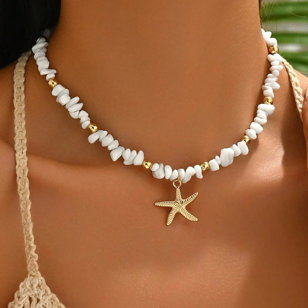 Seashell natural necklaces
